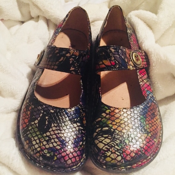 Alegria Shoes - ALEGRIA shoes size 39 in great shape.